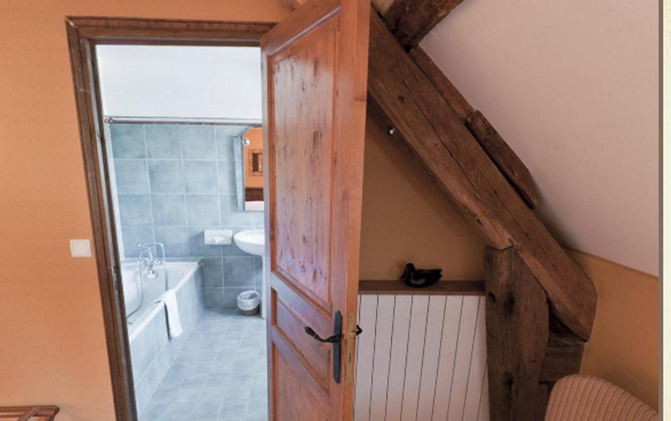 La Ferme Des Vallees Hotel Les Essarts-le-Roi Room photo